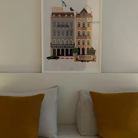 Quarto Com Wc Privativo Em Casa Partilhada Лісабон